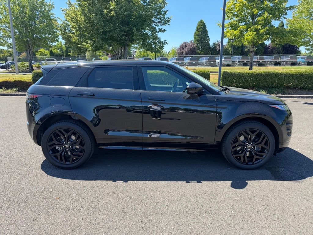 Used 2023 Land Rover Range Rover Evoque R-Dynamic SE AWD/4WD image 9