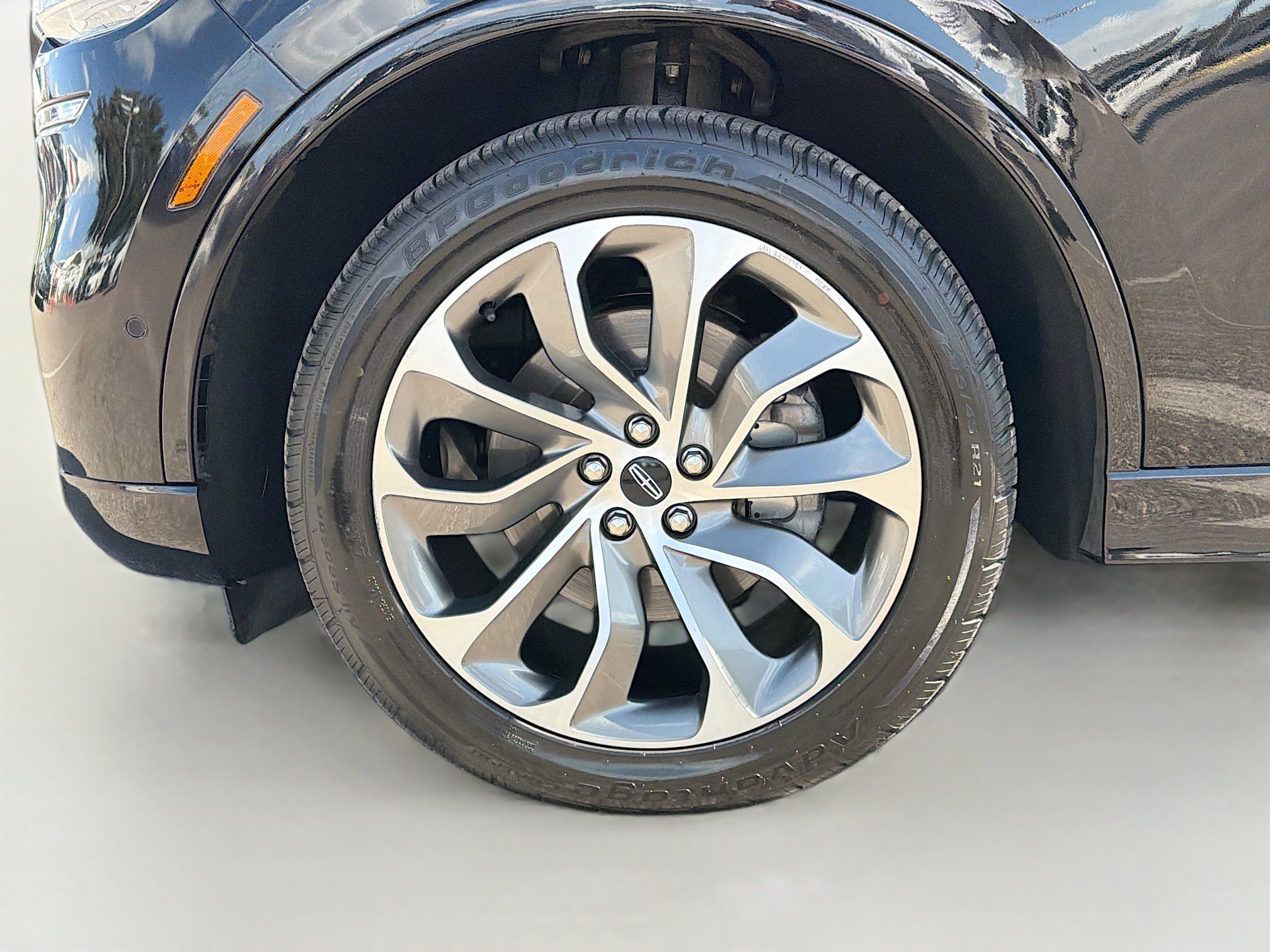 Used 2020 Lincoln Aviator Grand Touring w/ Equipment Group 302A image 43