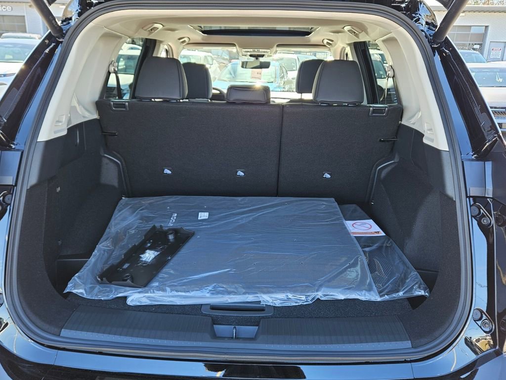 New 2026 Nissan Rogue SV image 9