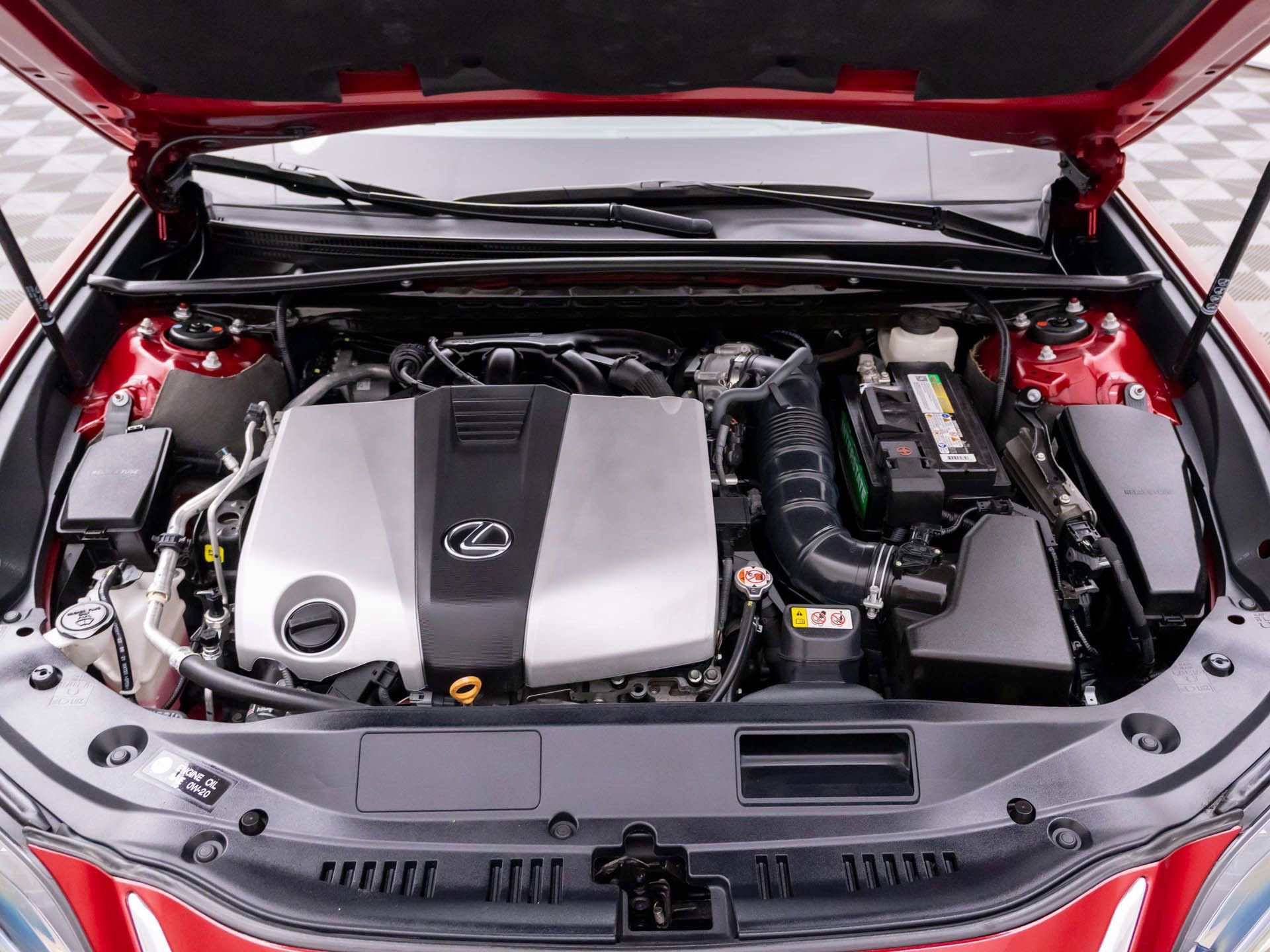 Used 2022 Lexus ES 350 Ultra Luxury w/ Accessory Package 2 image 33