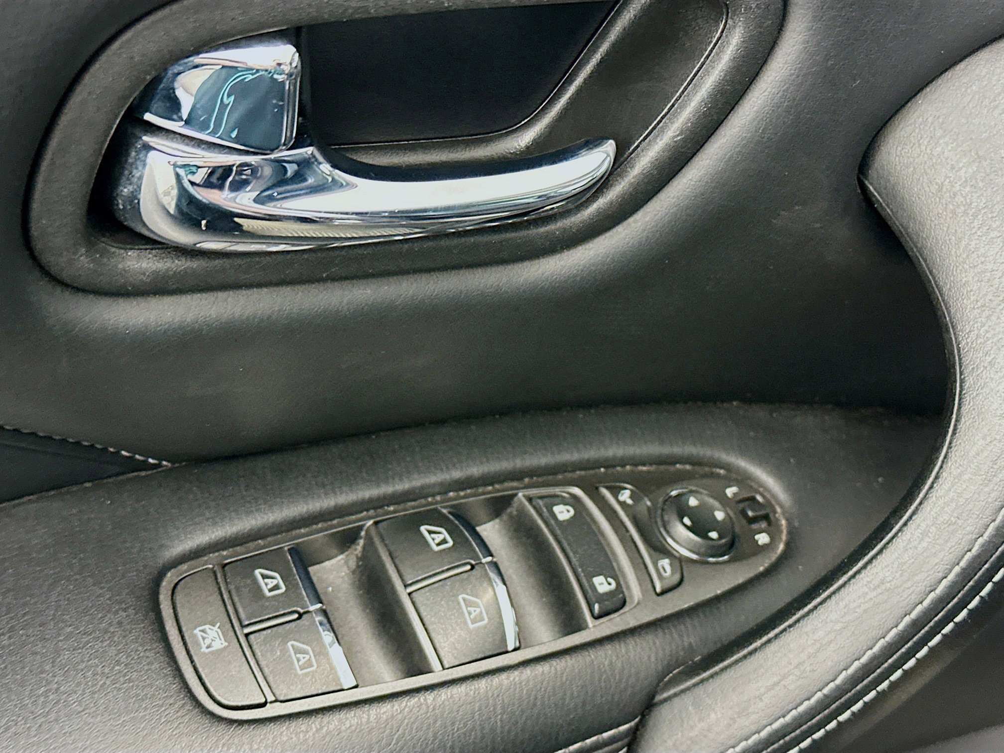 Used 2024 INFINITI QX80 Luxe AWD/4WD image 15