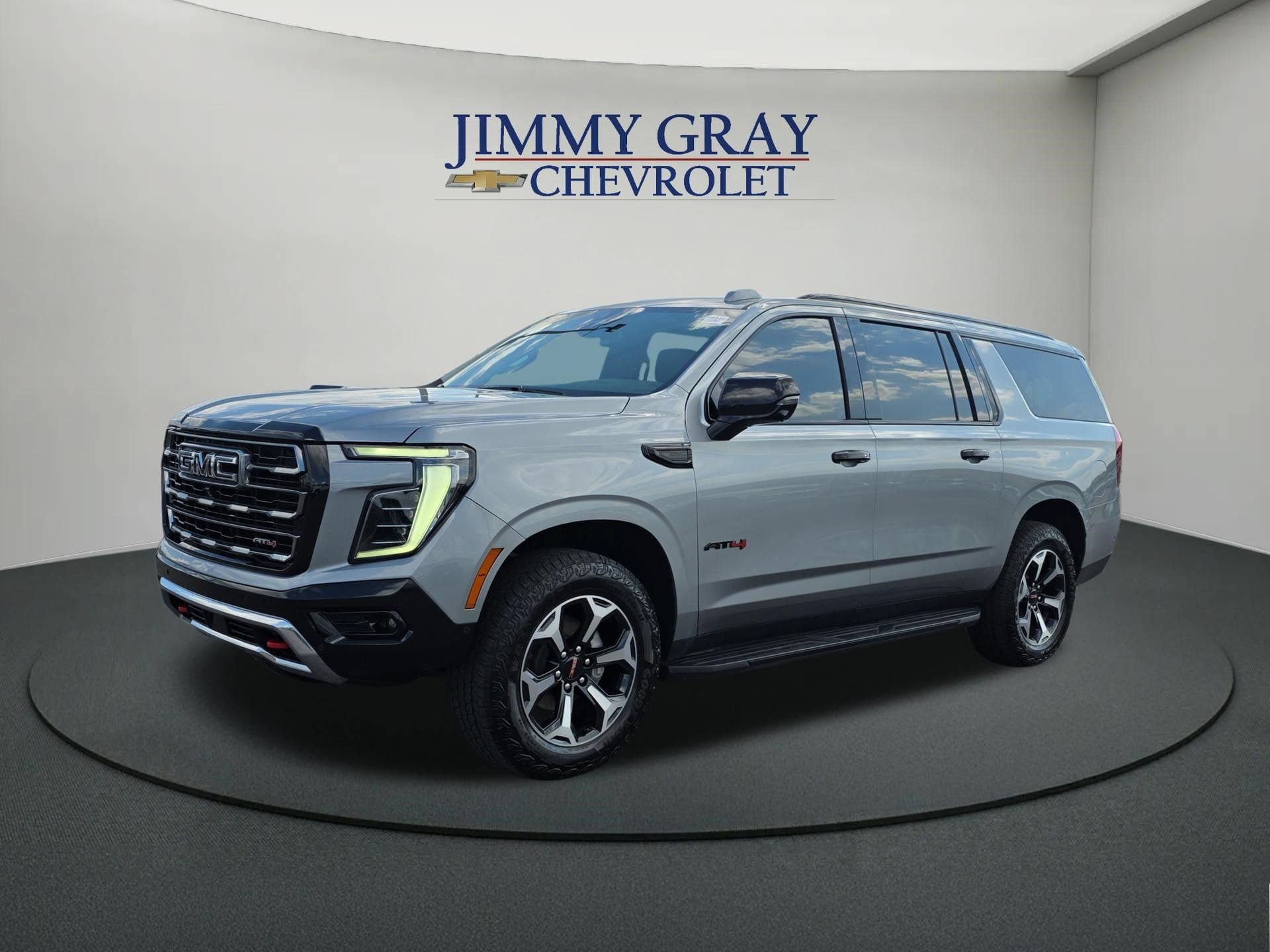 Used 2025 GMC Yukon XL AT4