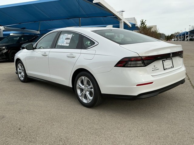 New 2025 Honda Accord LX image 4