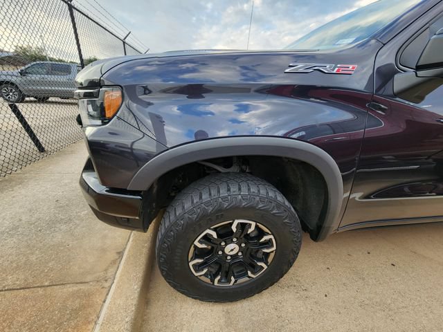 Used 2024 Chevrolet Silverado 1500 ZR2 w/ Technology Package AWD/4WD image 8