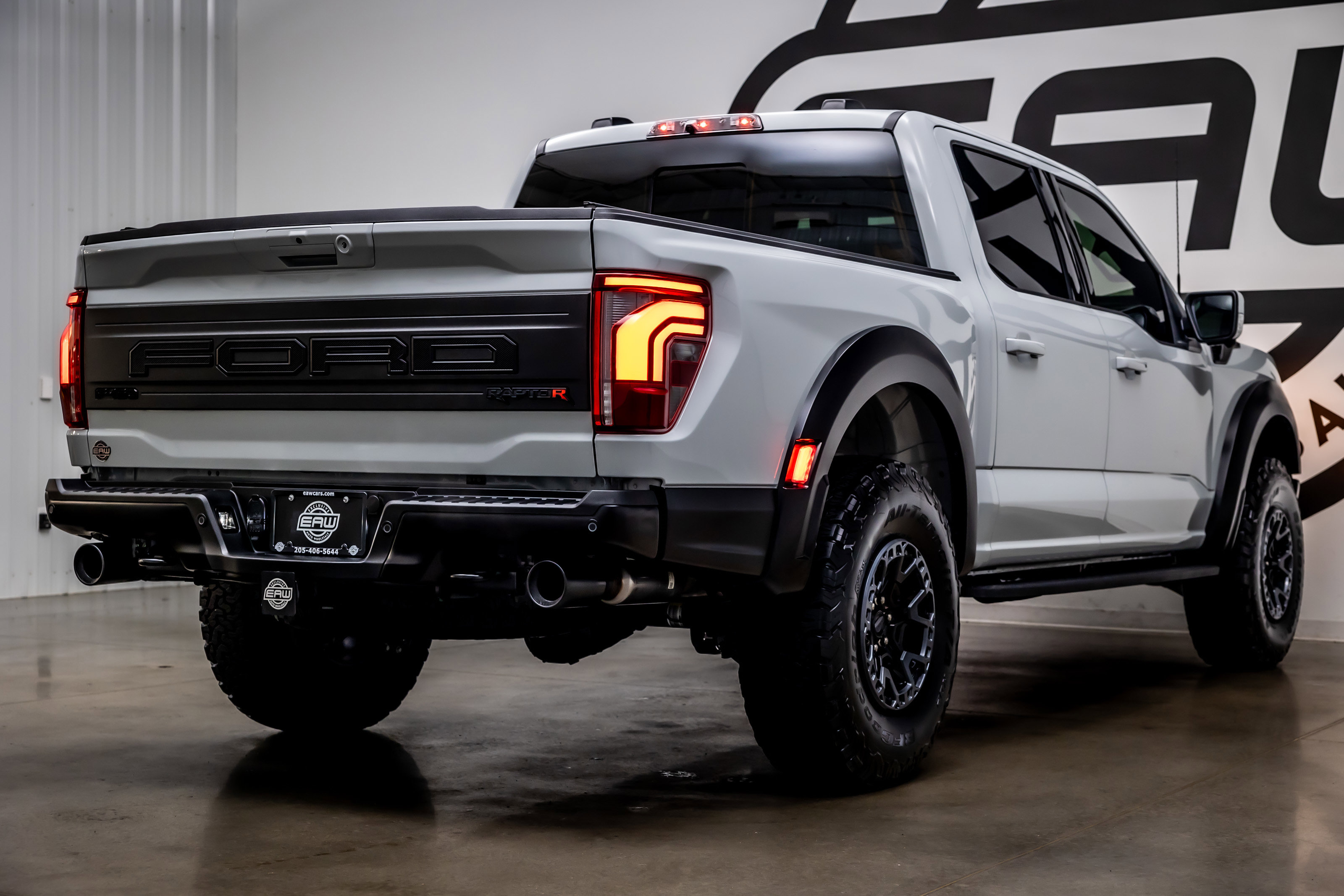 Used 2026 Ford F150 Raptor w/ Equipment Group 803A Raptor R AWD/4WD image 36
