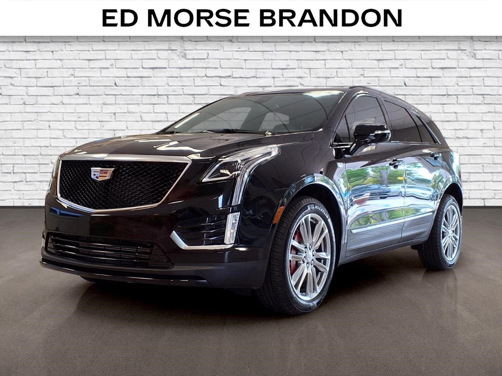Certified 2025 Cadillac XT5 Sportv AWD/4WD image 1