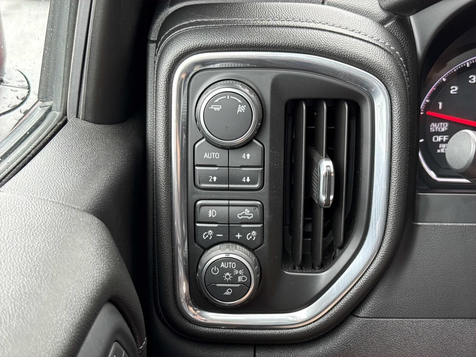 Used 2019 Chevrolet Silverado 1500 LT w/ All-Star Edition AWD/4WD image 17