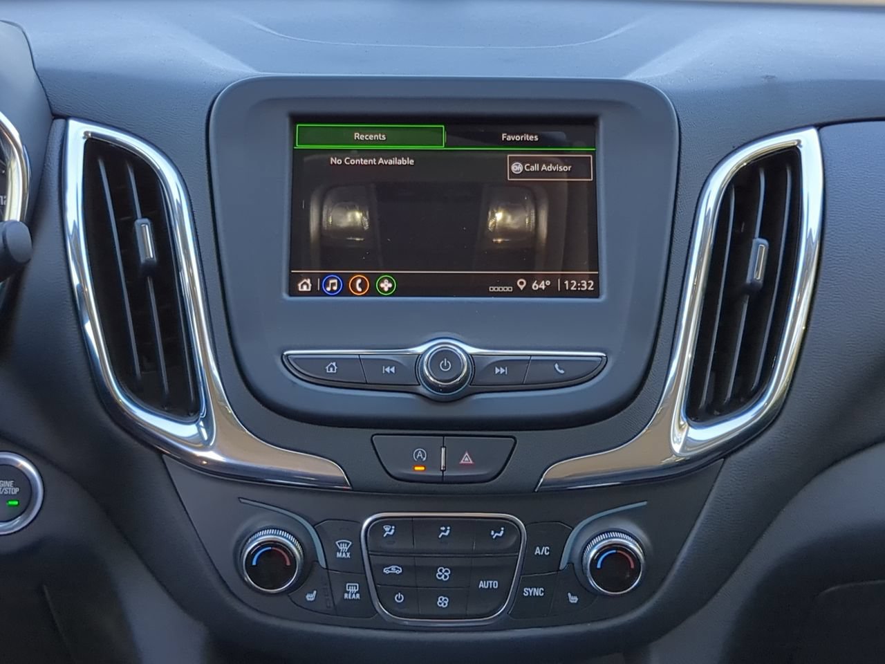 Used 2023 Chevrolet Equinox LT FWD image 18