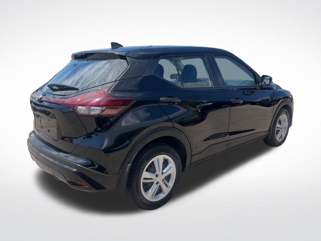 Used 2022 Nissan Kicks S FWD image 46