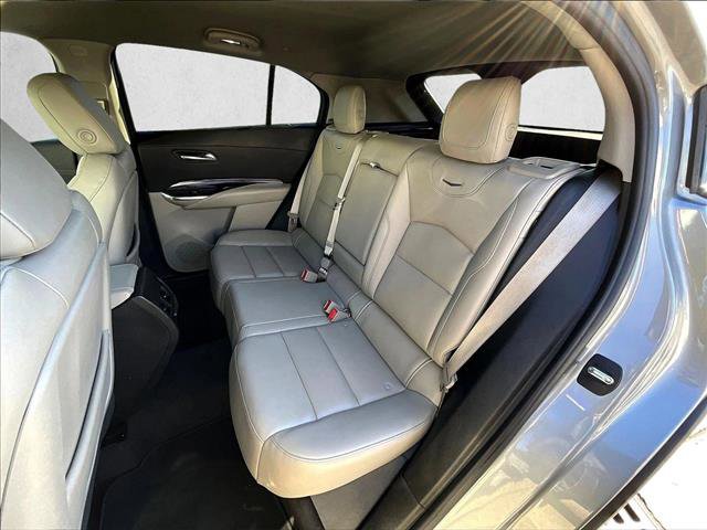 Used 2023 Cadillac XT4 Luxury image 28