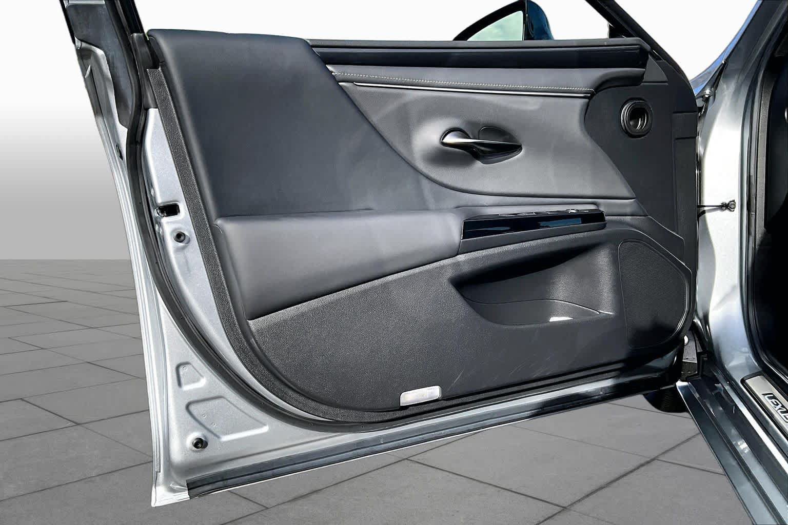 Certified 2025 Lexus ES 350 w/ Accessory Package (Z1) FWD image 20