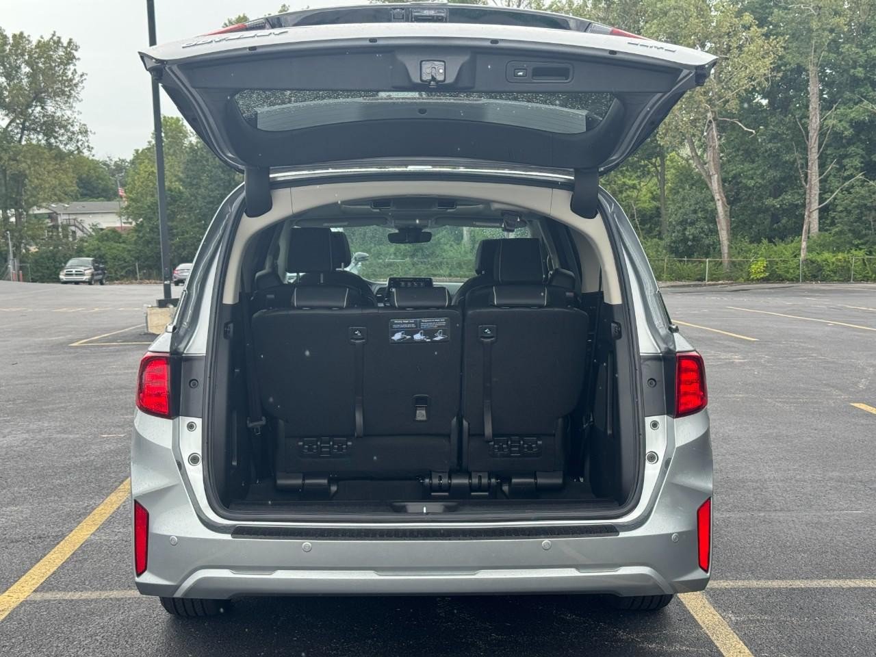 Certified 2026 Honda Odyssey Elite image 8