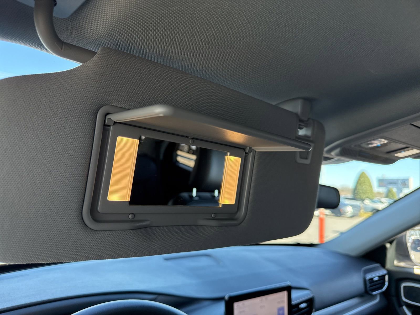 Used 2023 Ford Explorer XLT w/ Equipment Group 202A image 31