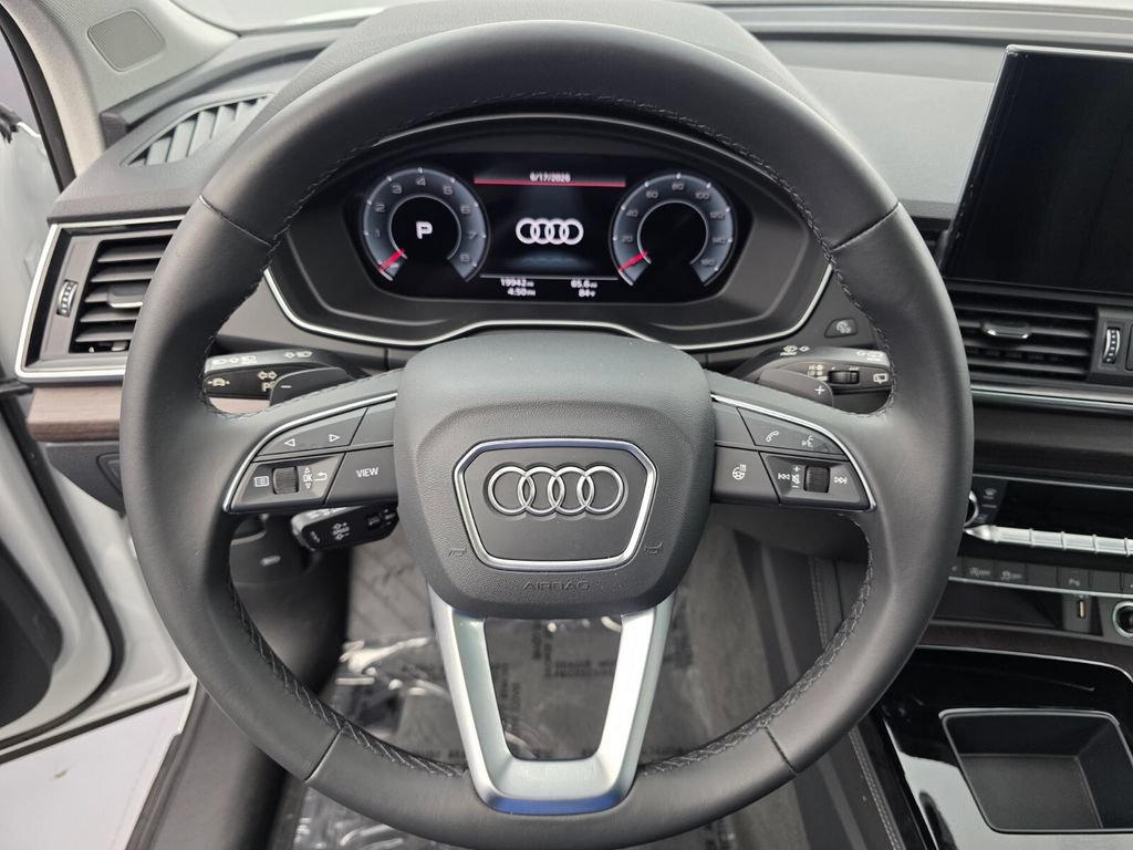 Used 2023 Audi Q5 2.0T Premium Plus w/ Premium Plus Package AWD/4WD image 18