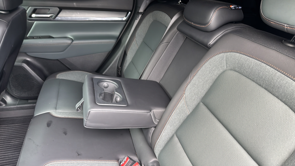 Used 2026 GMC Terrain AT4 w/ Convenience Package III AWD/4WD image 21