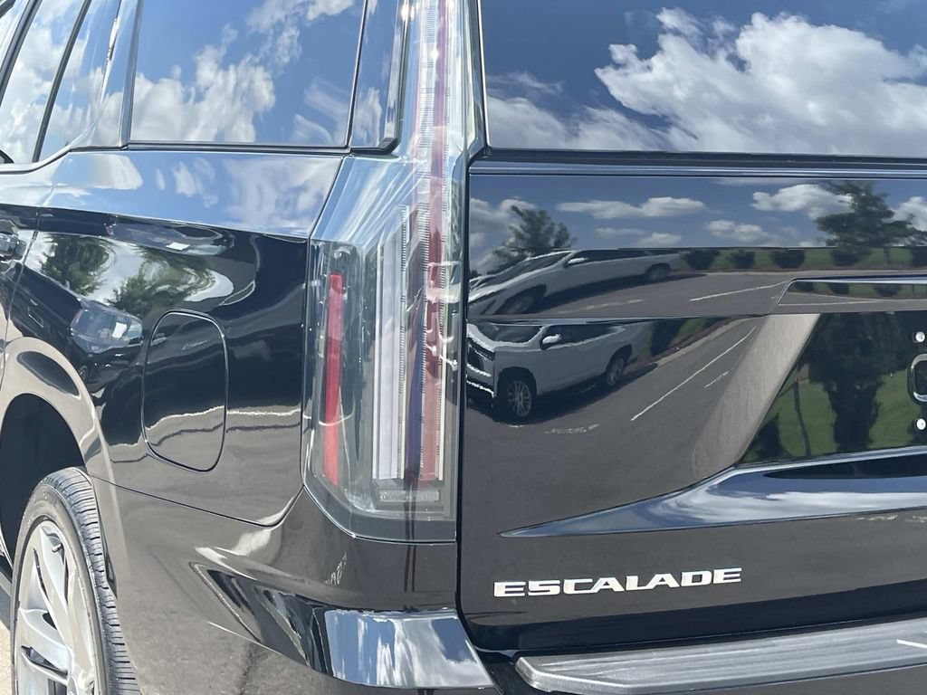 New 2026 Cadillac Escalade Sport w/ Touring Package AWD/4WD image 10