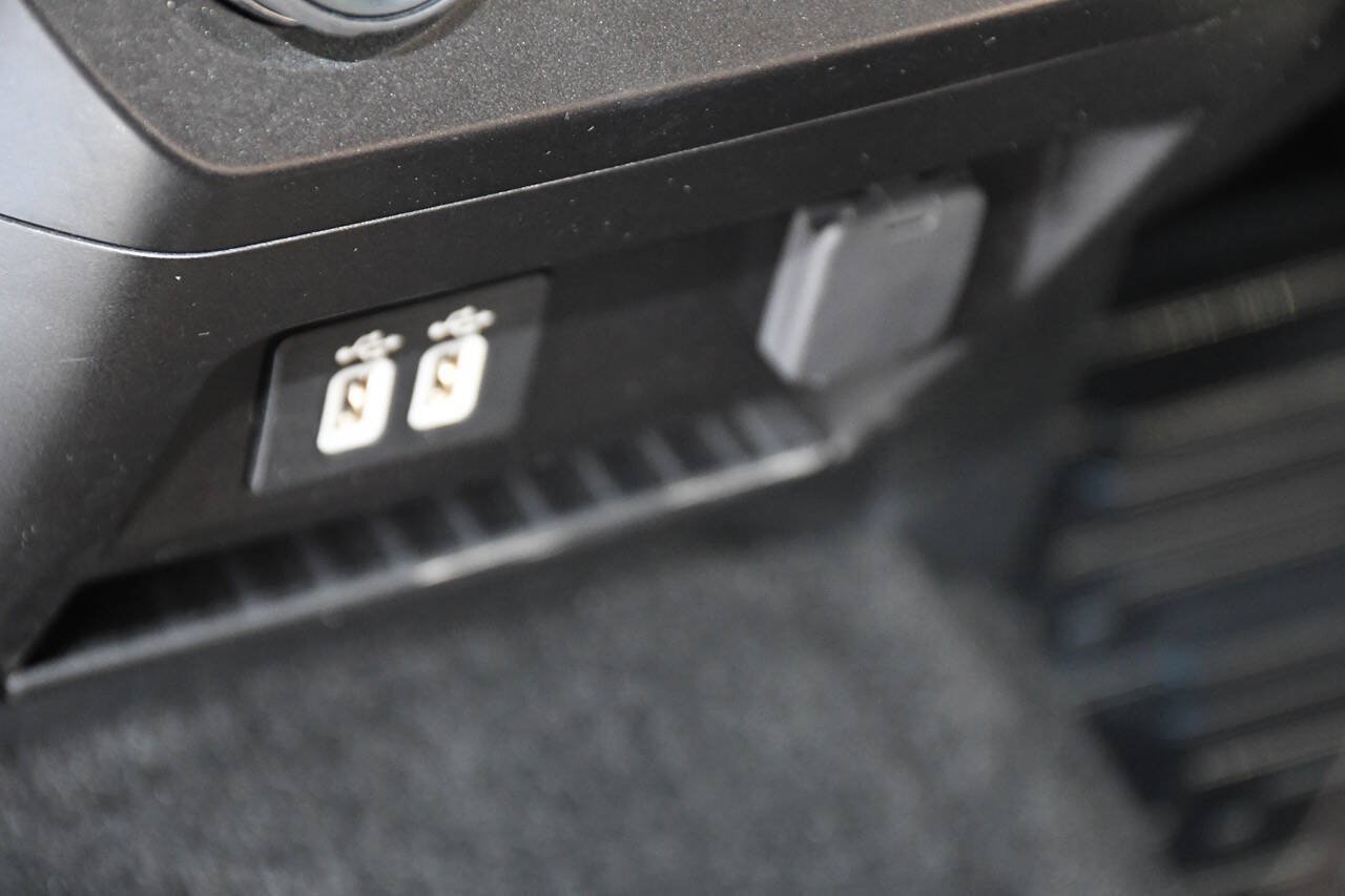 Used 2019 Ford F150 XLT w/ Equipment Group 301A Mid AWD/4WD image 40