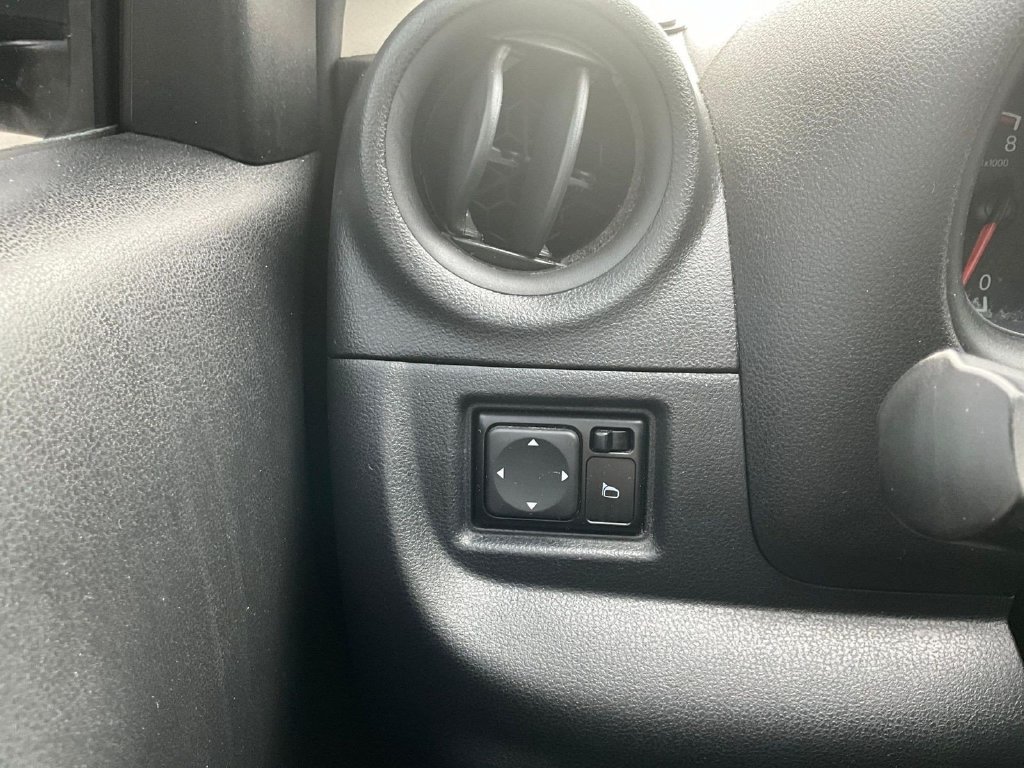Used 2019 Nissan Versa S Plus FWD image 14