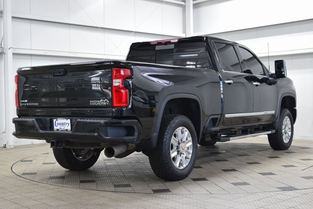 Used 2024 Chevrolet Silverado 2500 High Country image 8