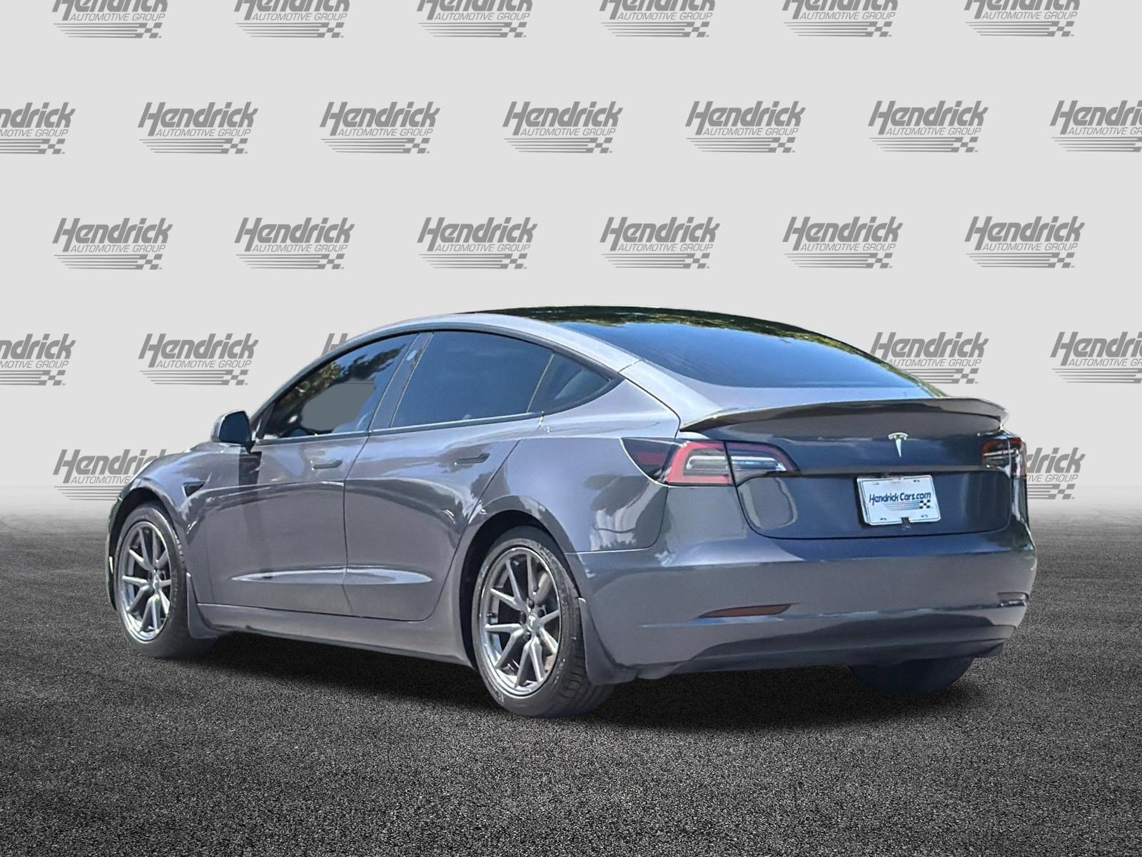 Used 2020 Tesla Model 3 Standard Range RWD image 7