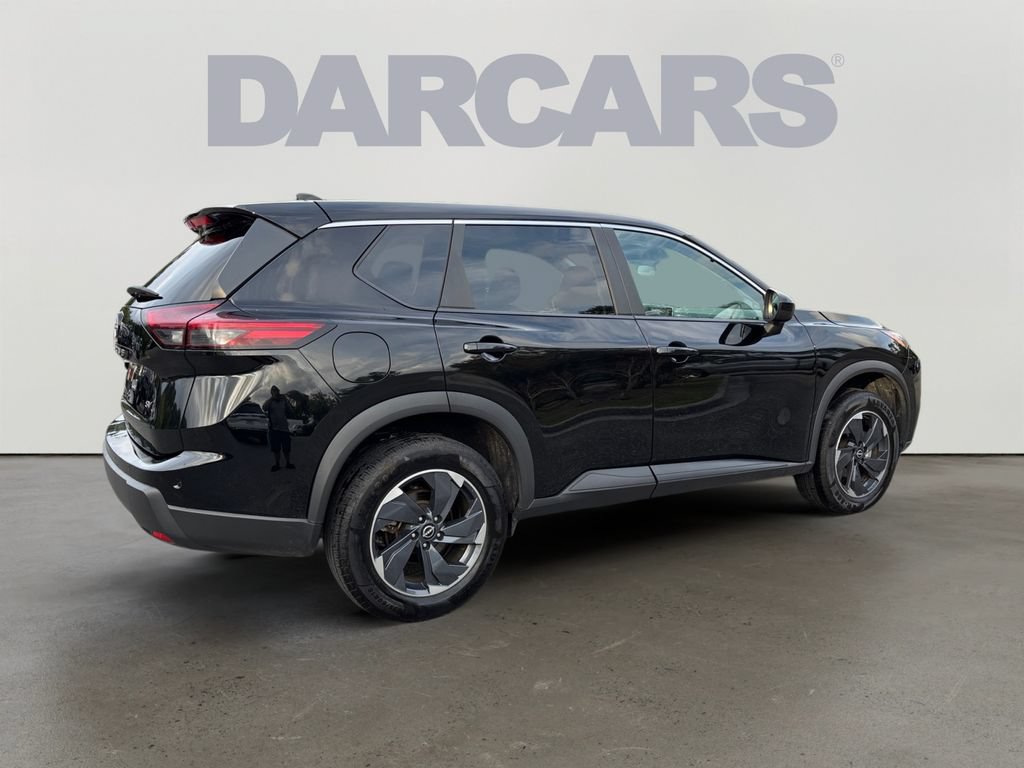 Used 2024 Nissan Rogue SV FWD image 7