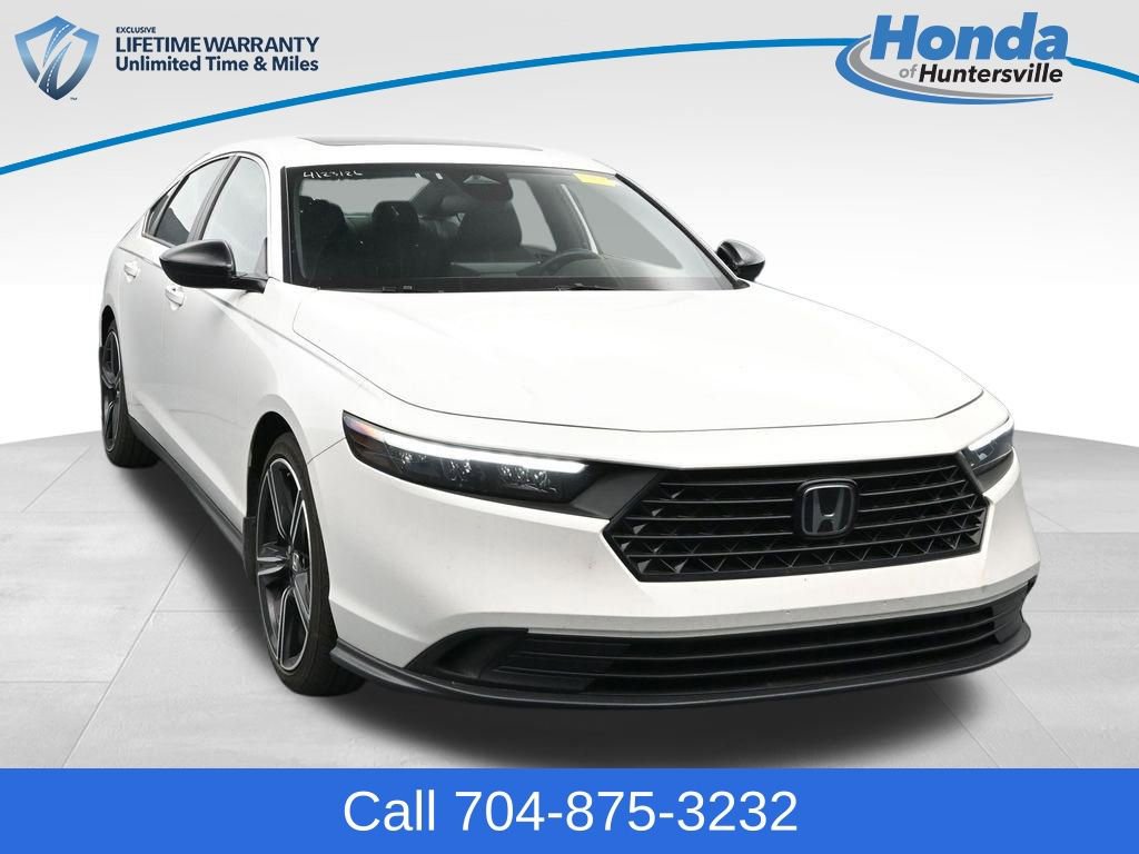 Used 2023 Honda Accord Sport image 1