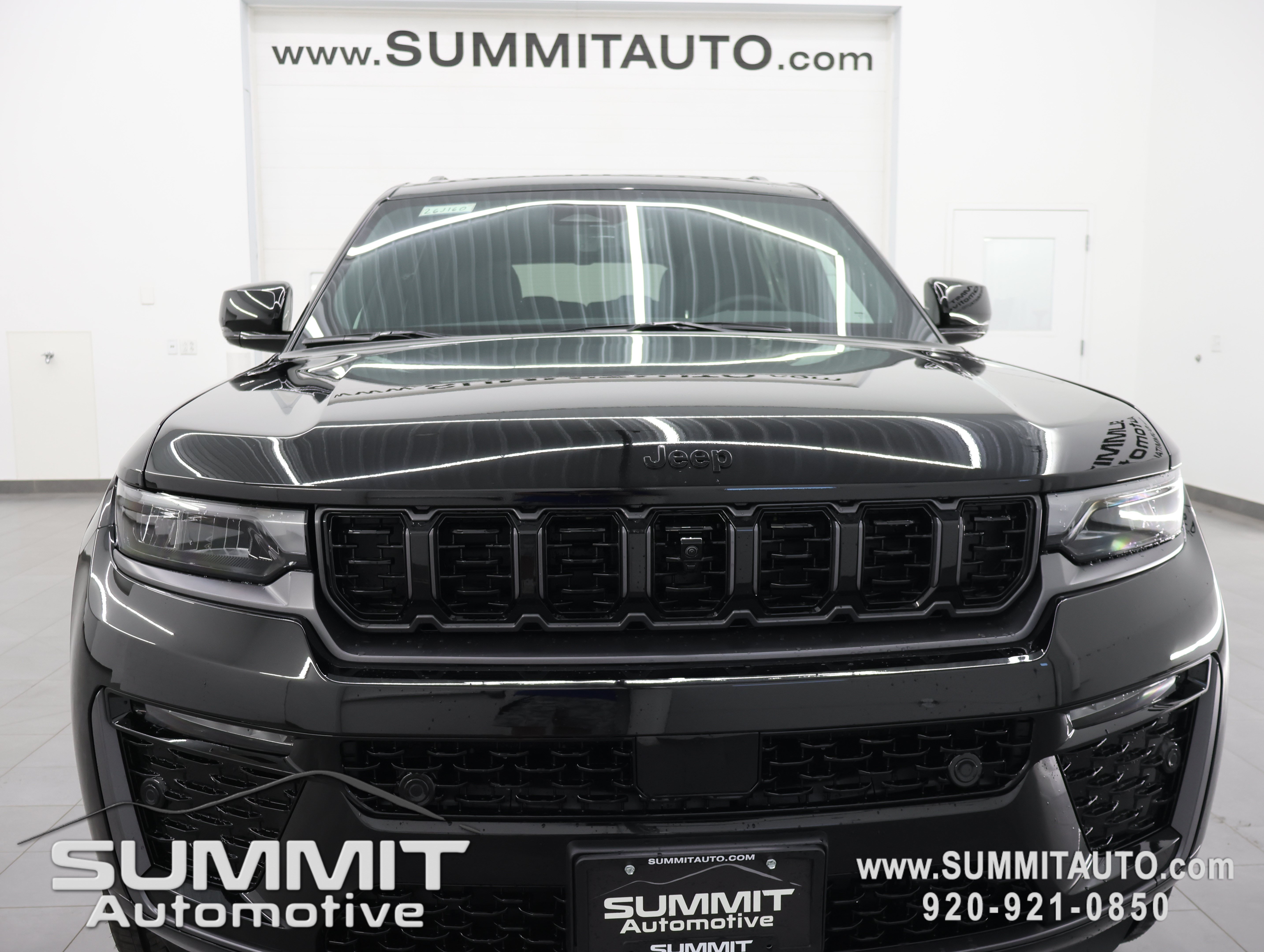 New 2026 Jeep Grand Cherokee L Limited AWD/4WD image 27