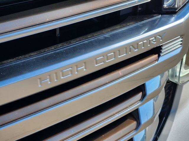 Used 2023 Chevrolet Tahoe High Country image 12