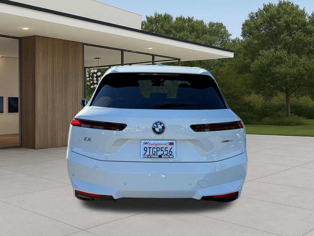 Used 2026 BMW iX xDrive45 image 9