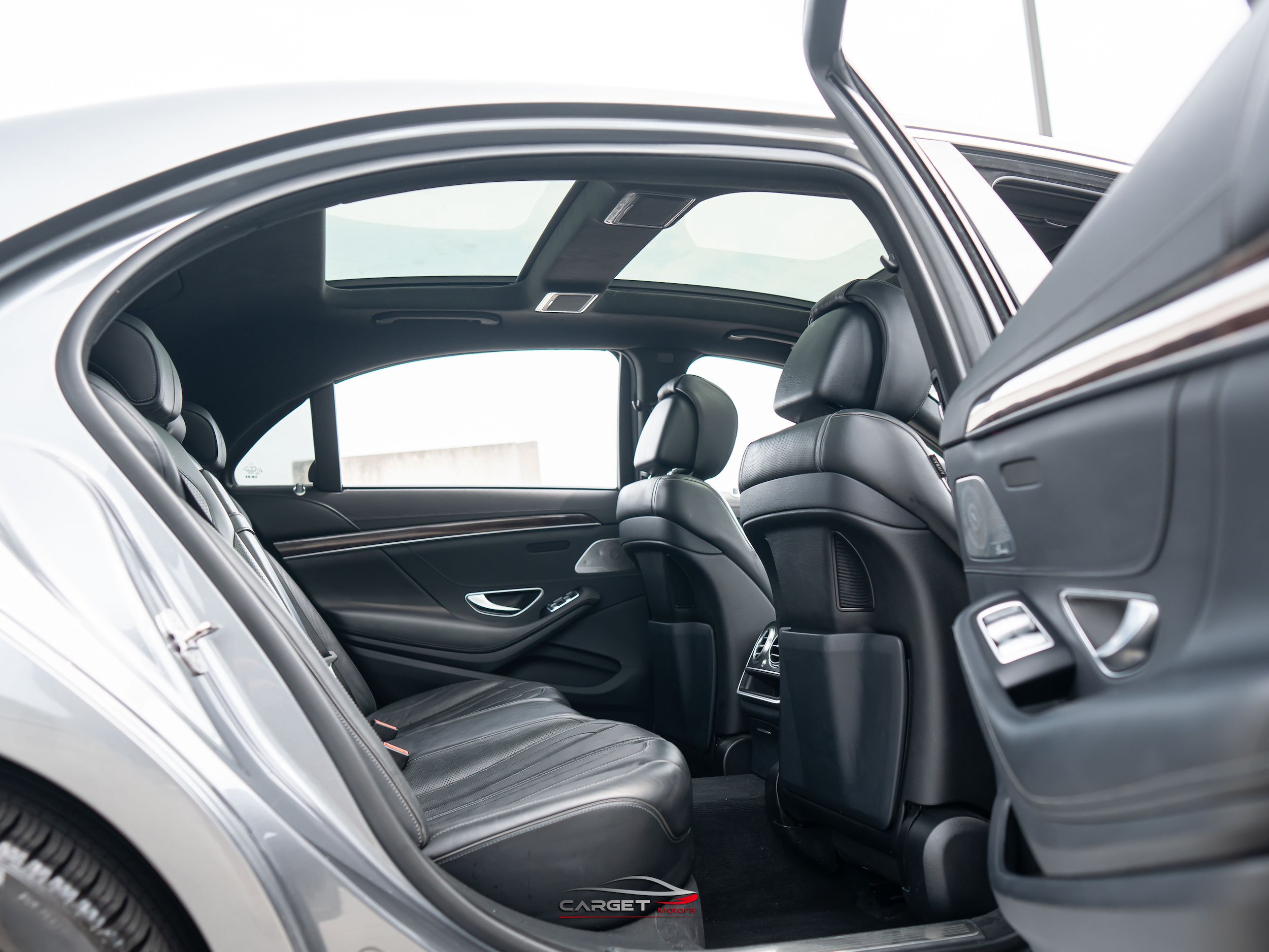 Used 2019 Mercedes-Benz S 63 AMG S 4MATIC Sedan image 19