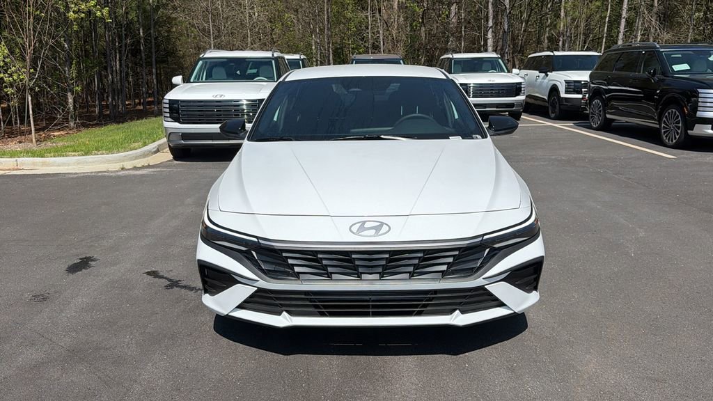 New 2026 Hyundai Elantra Sport image 2