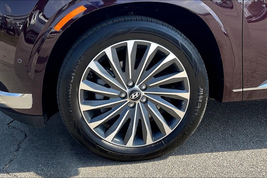 Used 2024 Hyundai Palisade Calligraphy image 8