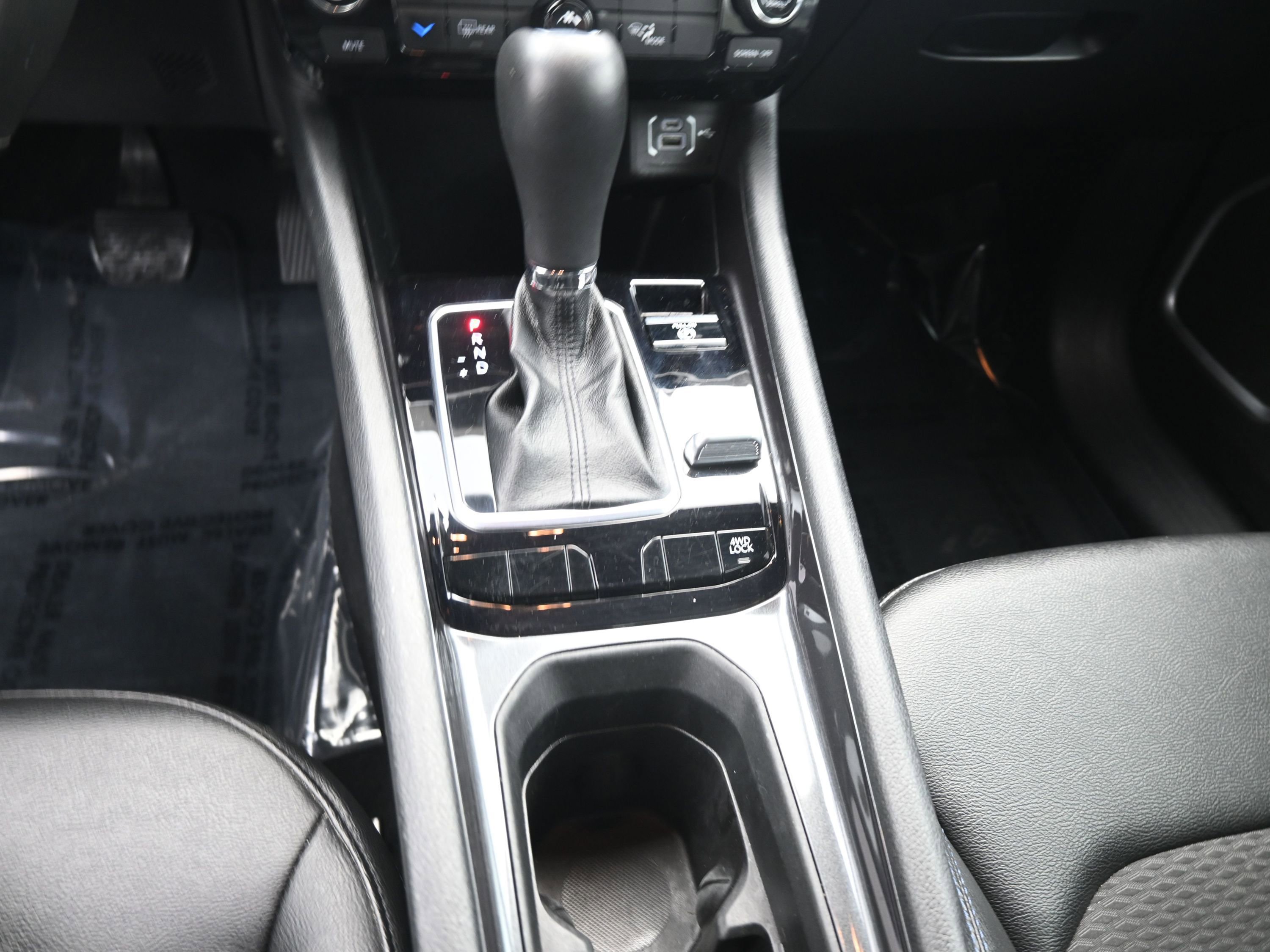 Used 2024 Jeep Compass Latitude image 18