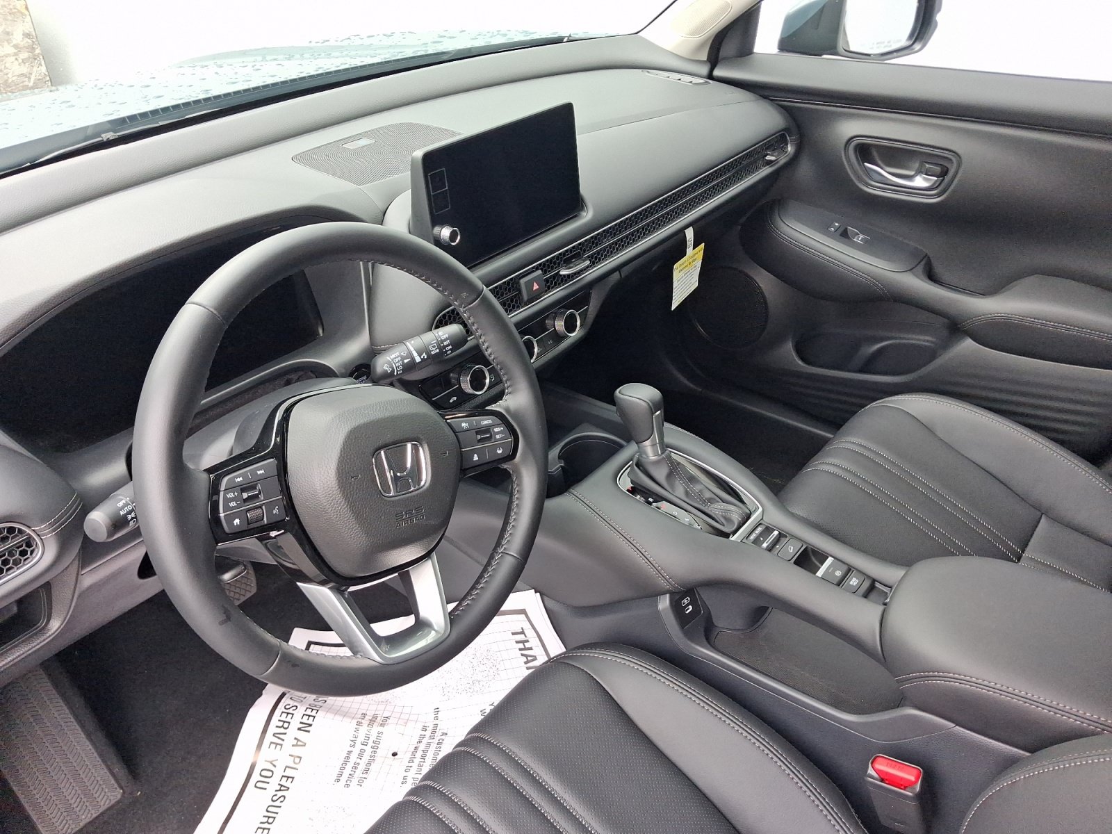 Used 2027 Honda HR-V EX-L image 4