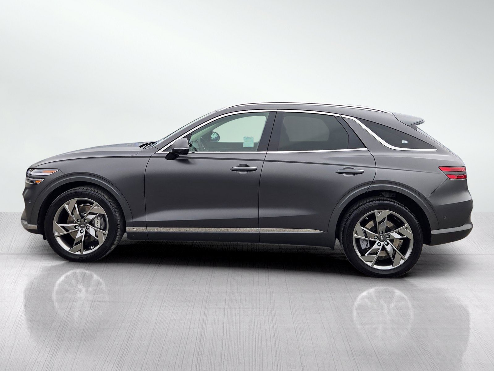 Used 2023 Genesis Electrified GV70 AWD/4WD image 7