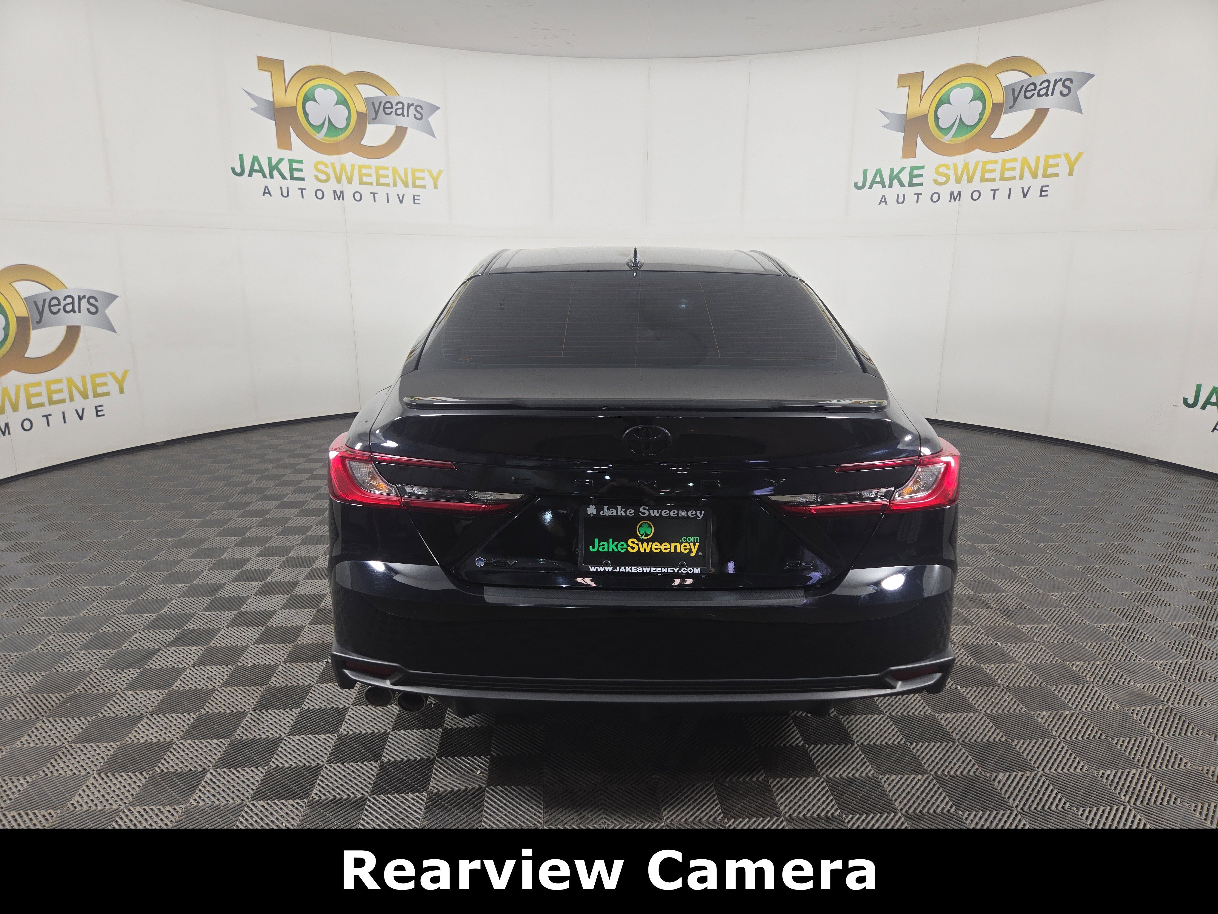 Used 2025 Toyota Camry SE FWD image 7