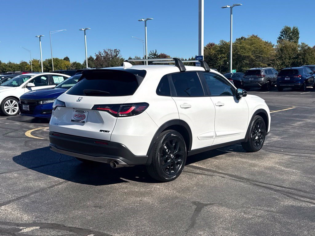 Certified 2025 Honda HR-V Sport image 11