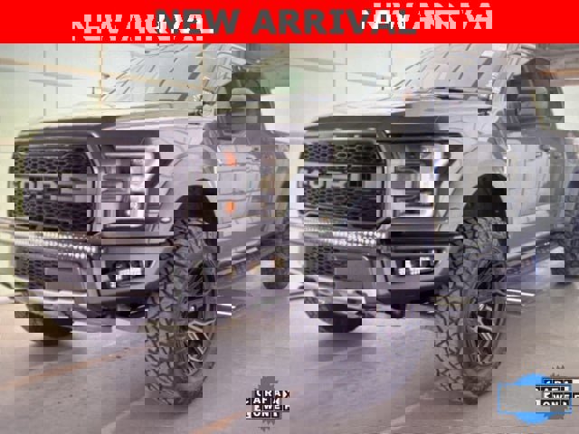 Used 2019 Ford F150 Raptor w/ Equipment Group 801A Mid image 3