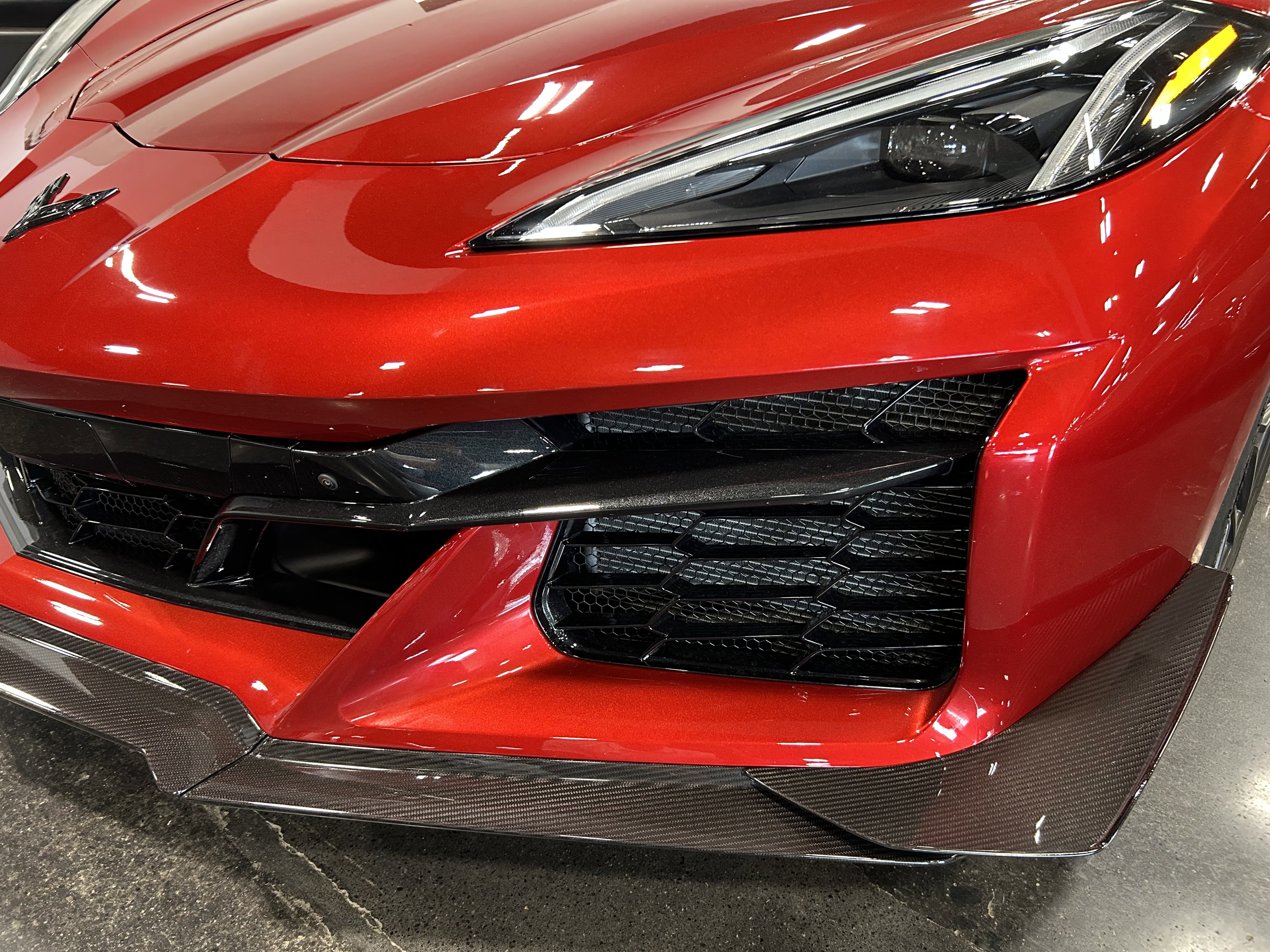 Used 2024 Chevrolet Corvette Z06 w/ Z07 Performance Package RWD image 15