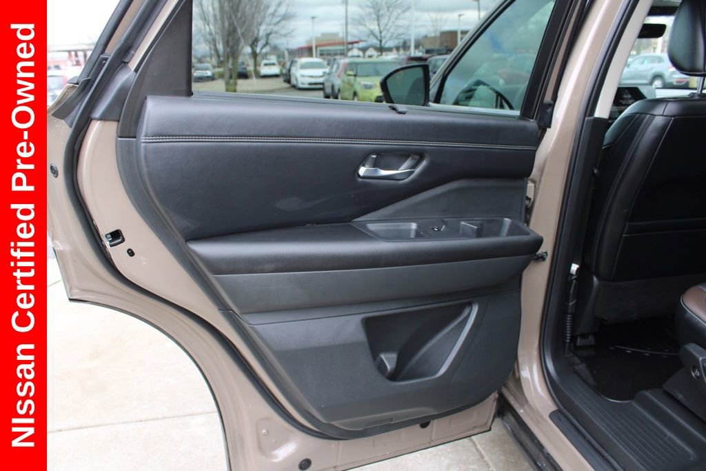 Certified 2023 Nissan Pathfinder Platinum image 26