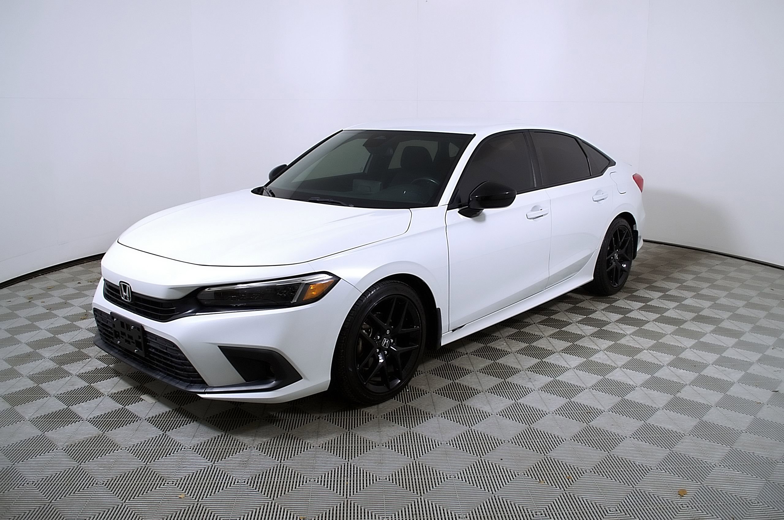 Used 2023 Honda Civic Sport video 3