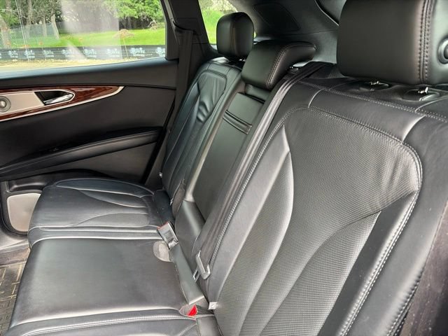 Used 2016 Lincoln MKX Reserve w/ Luxury Package AWD/4WD image 8