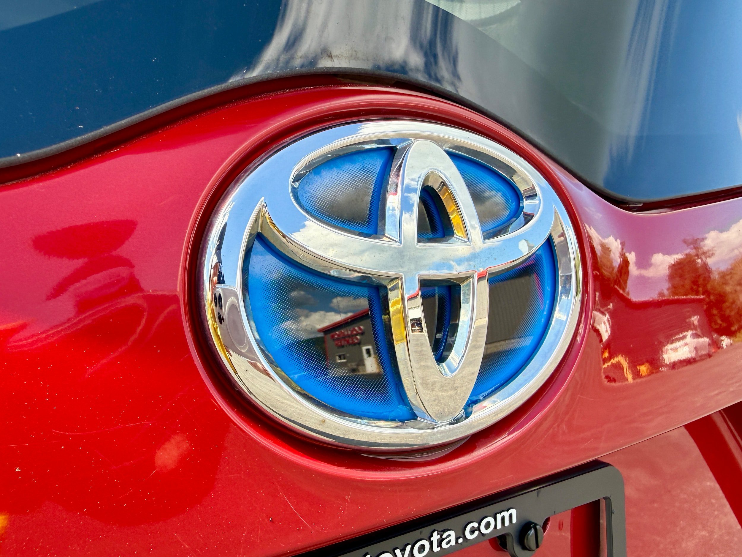 Certified 2020 Toyota Prius Prime LE w/ Carpet Mat Package FWD image 34
