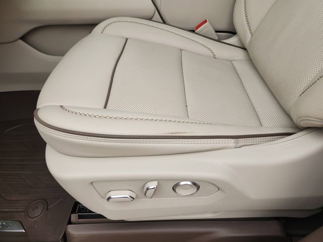 Used 2023 GMC Yukon Denali w/ LPO, Floor Liner Package AWD/4WD image 24