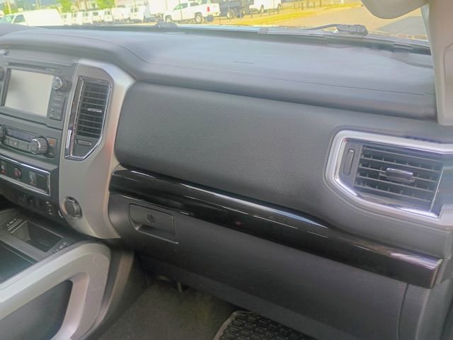 Used 2016 Nissan Titan SV AWD/4WD image 51
