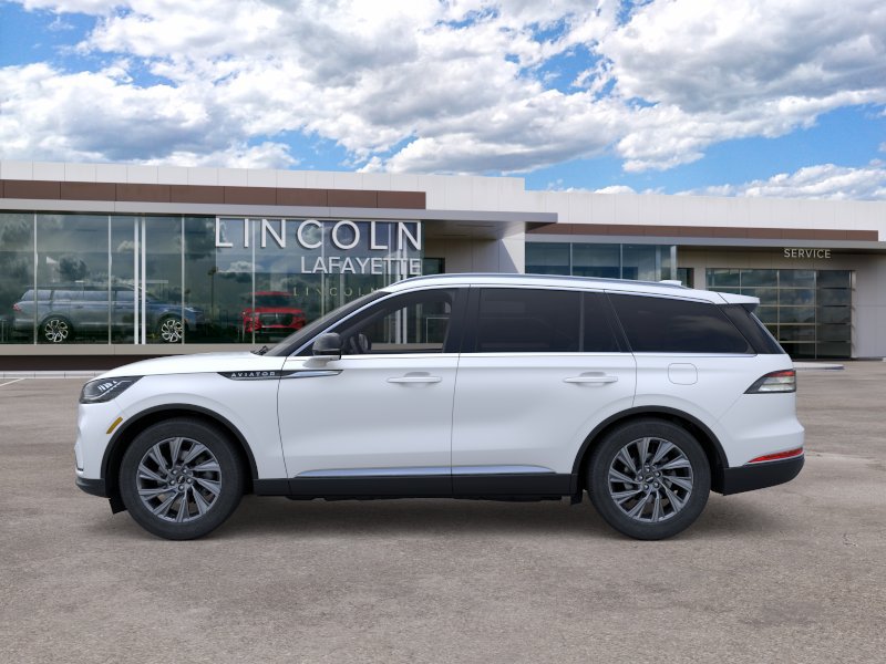 New 2026 Lincoln Aviator AWD image 3