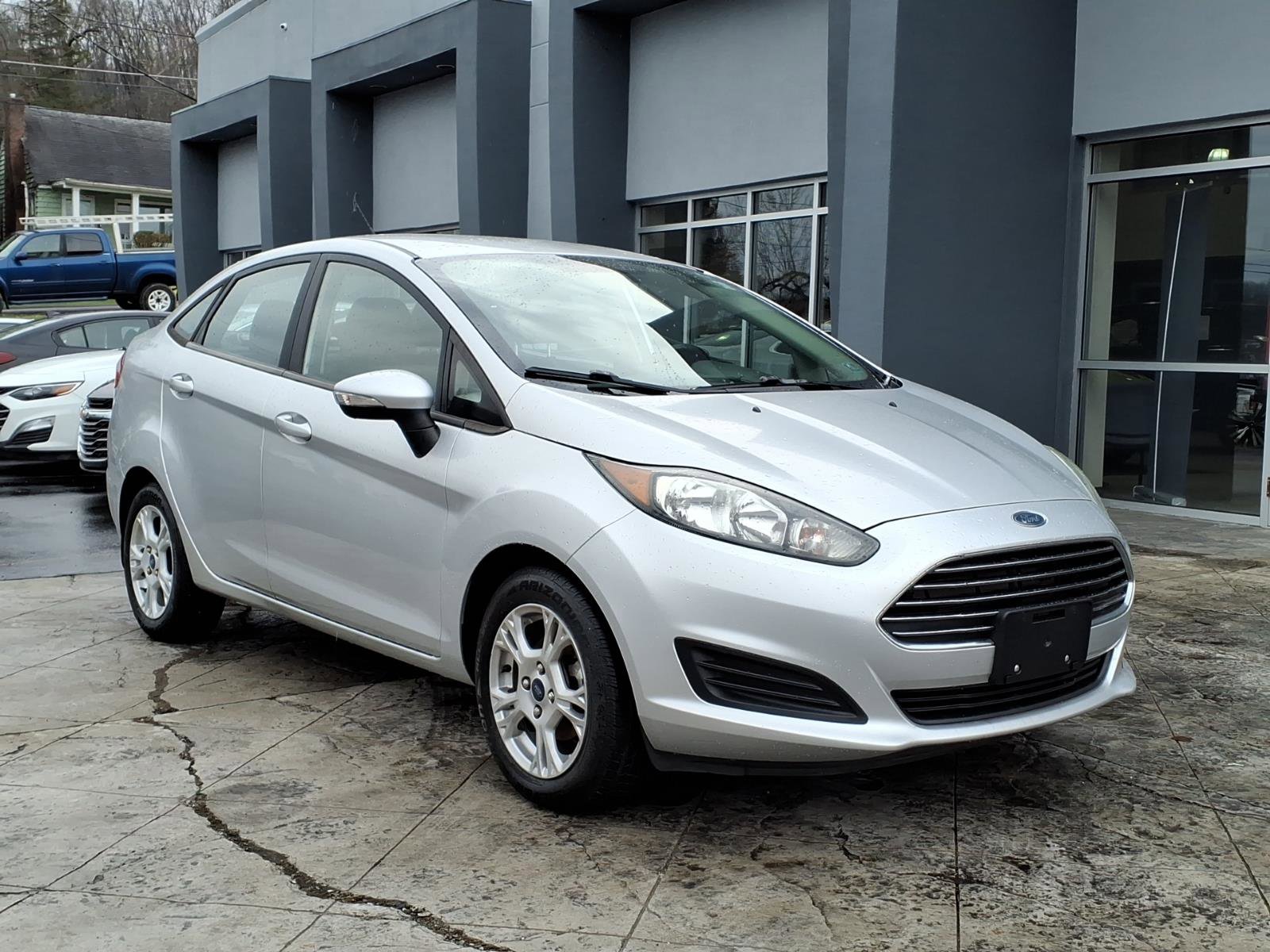Used 2015 Ford Fiesta SE