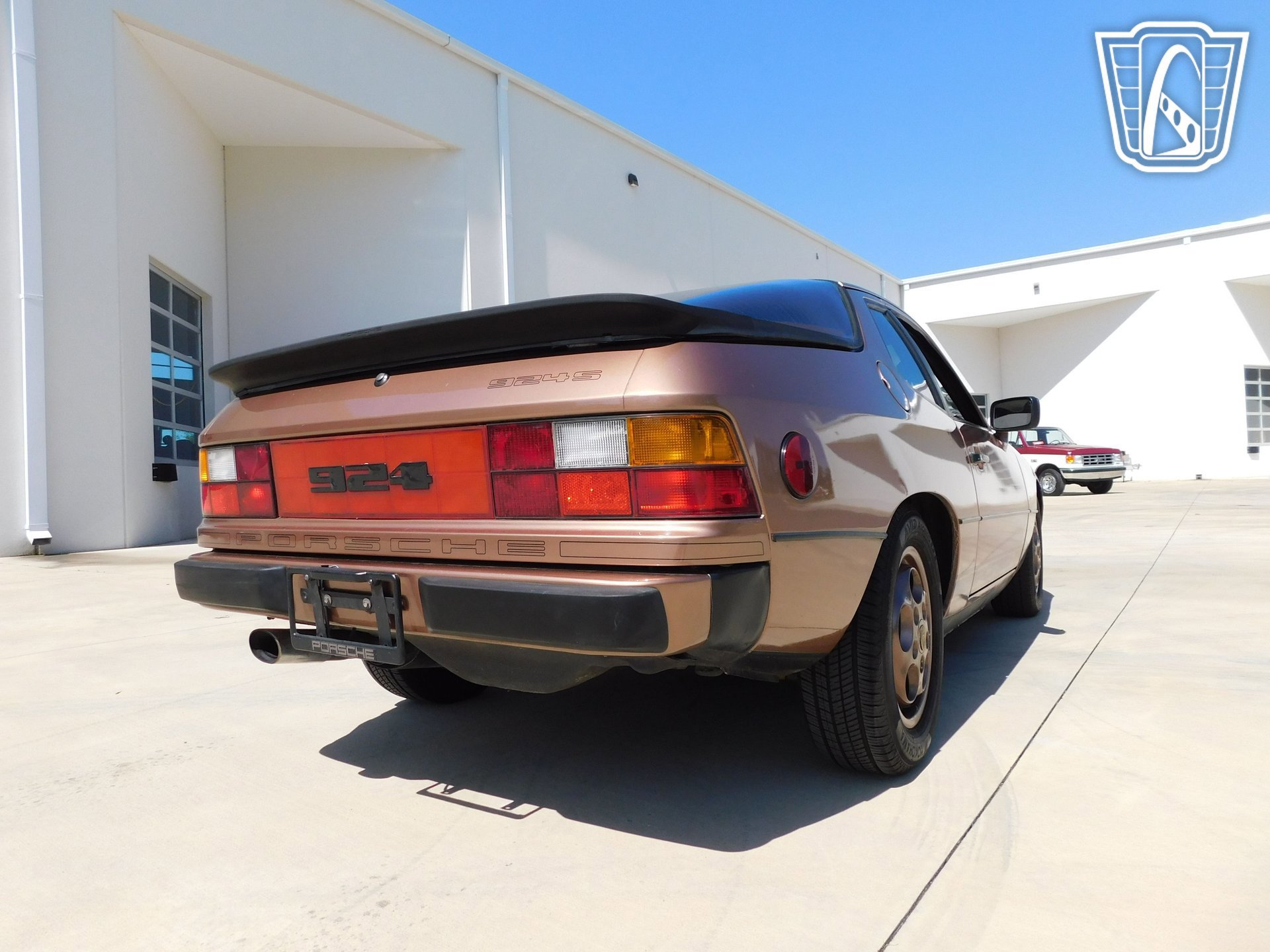 Used 1988 Porsche 924 S RWD image 24