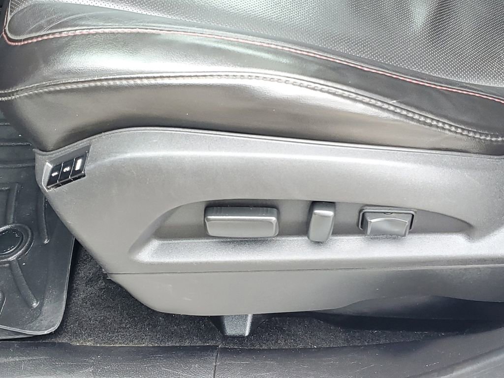 Used 2017 Chevrolet Equinox LT AWD/4WD image 9