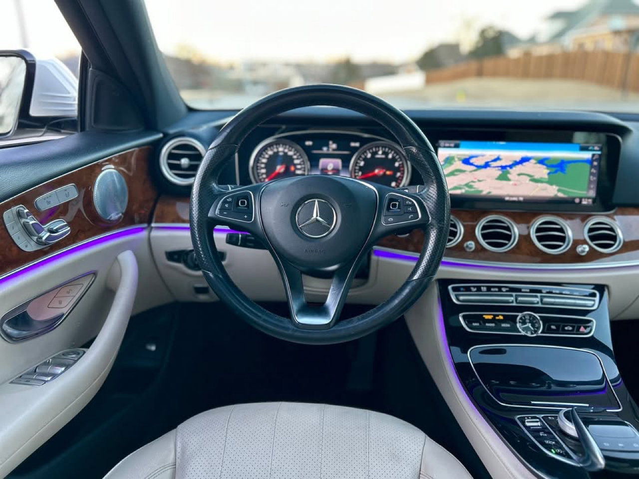 Used 2017 Mercedes-Benz E 300 image 14